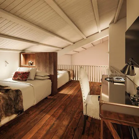 Hotel Maribel